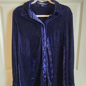 Elegant Velvet Women's Top in Deep Blue
